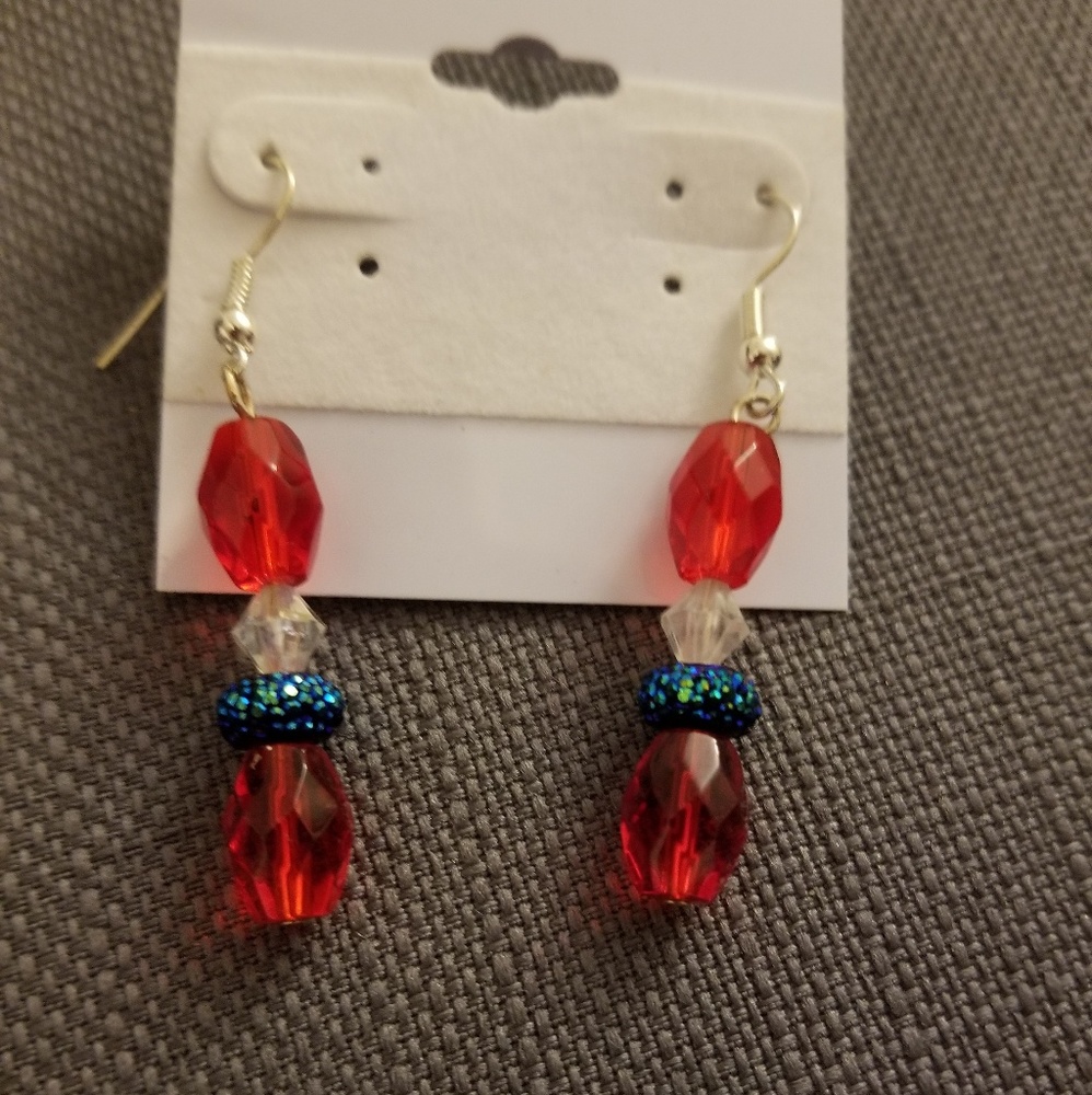 Red,white & blue beaded dangle peirced earrings